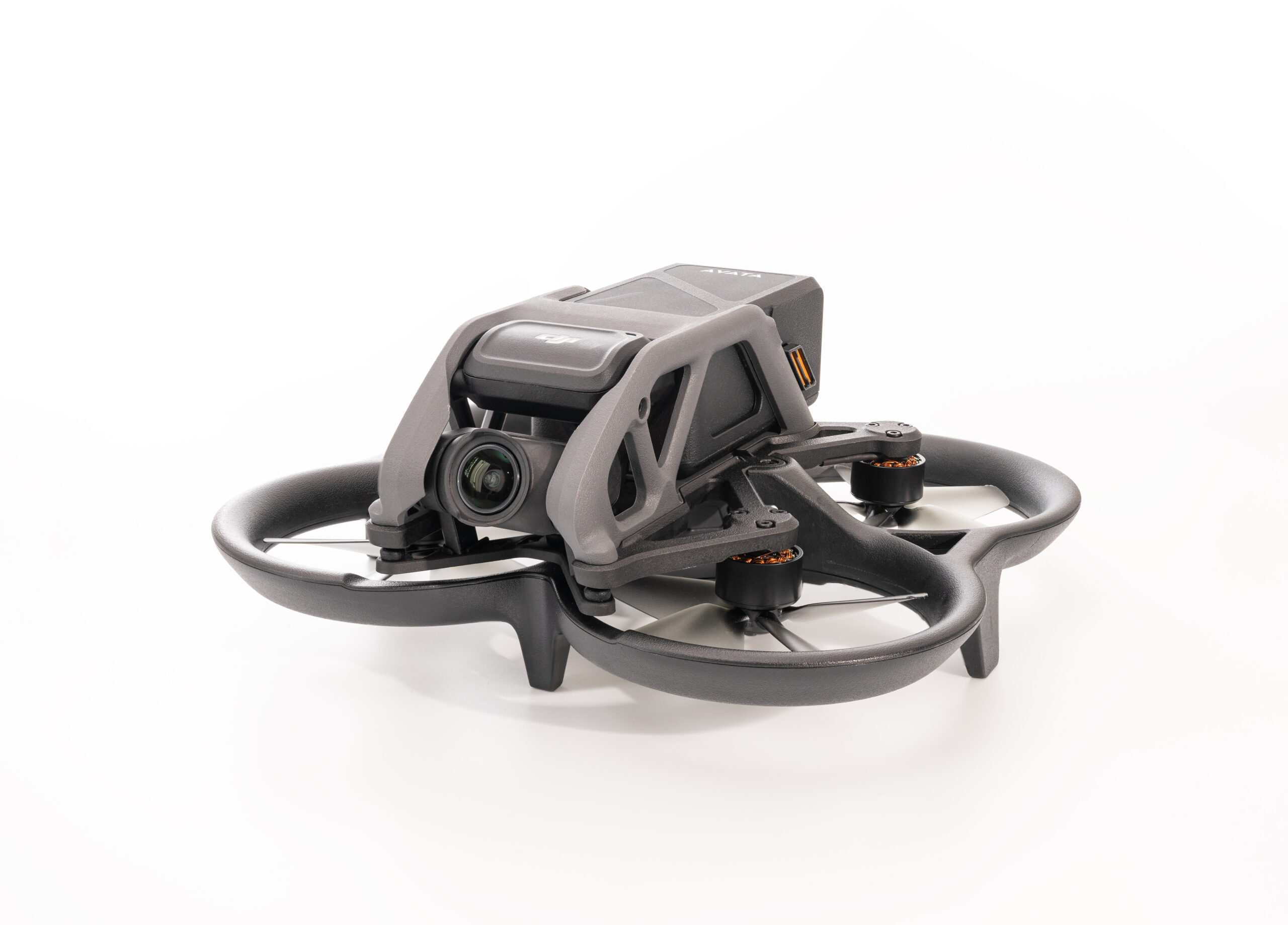 DJI Avata ,FPV cinewhoop  drone